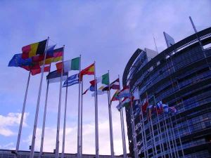El Parlamento Europeo aprueba una normativa que regula los derechos de autor en la música online
