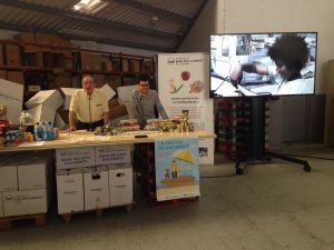 “El noi del port”, una havanera solidària que es transforma en peix