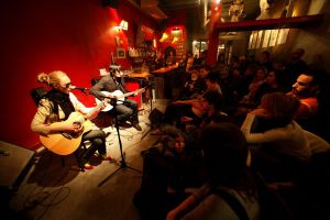 Barcelona protege la música en vivo en locales de pequeño formato